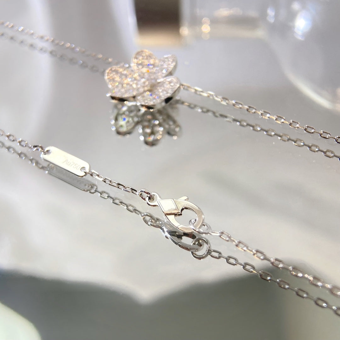 ¡®Imperial¡¯FLOWER DIAMOND NECKLACE