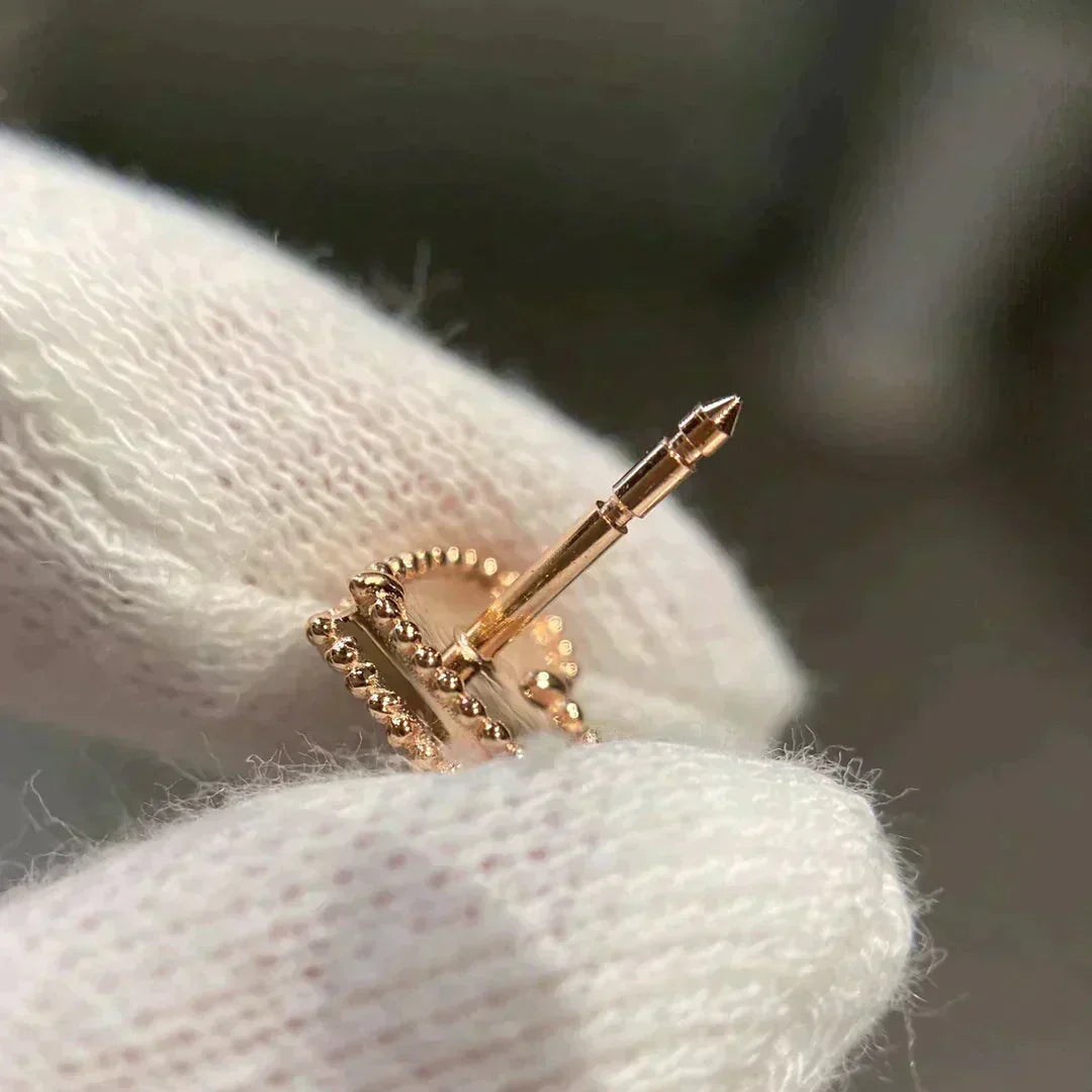 ¡®Imperial¡¯HEART CARNELIAN STUD EARRINGS