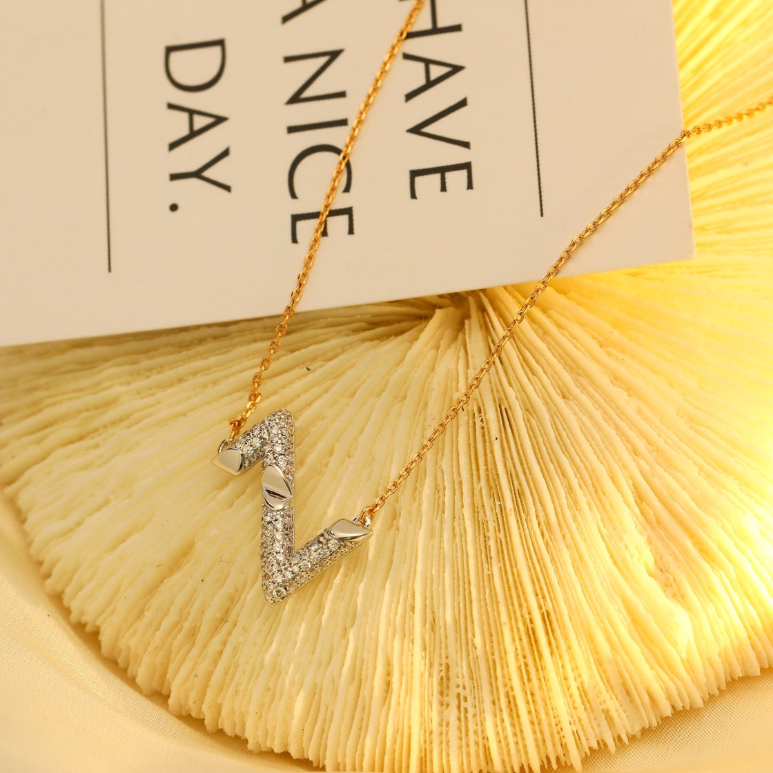 ¡®Imperial¡¯VOLT SILVER DIAMOND PEDANT NECKLACE