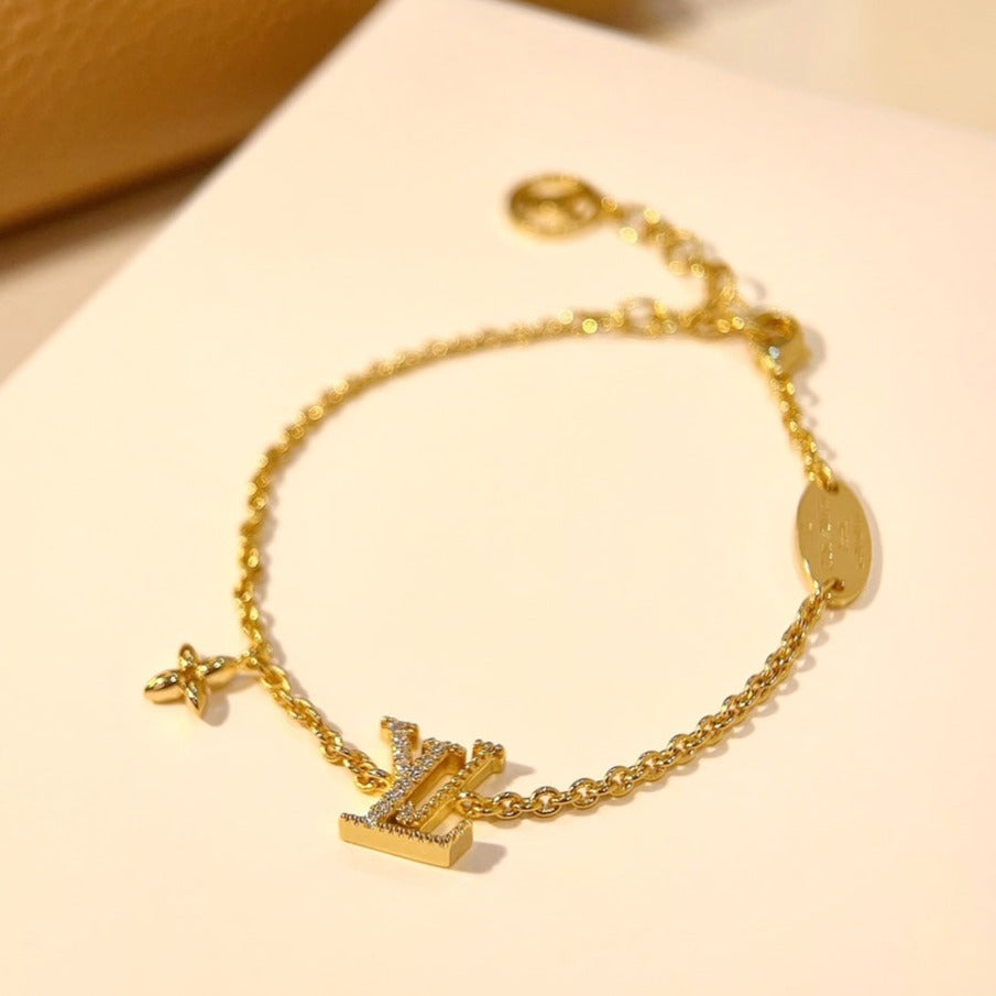 ¡®Imperial¡¯LOGO STAR MOTIF GOLD BRACELET