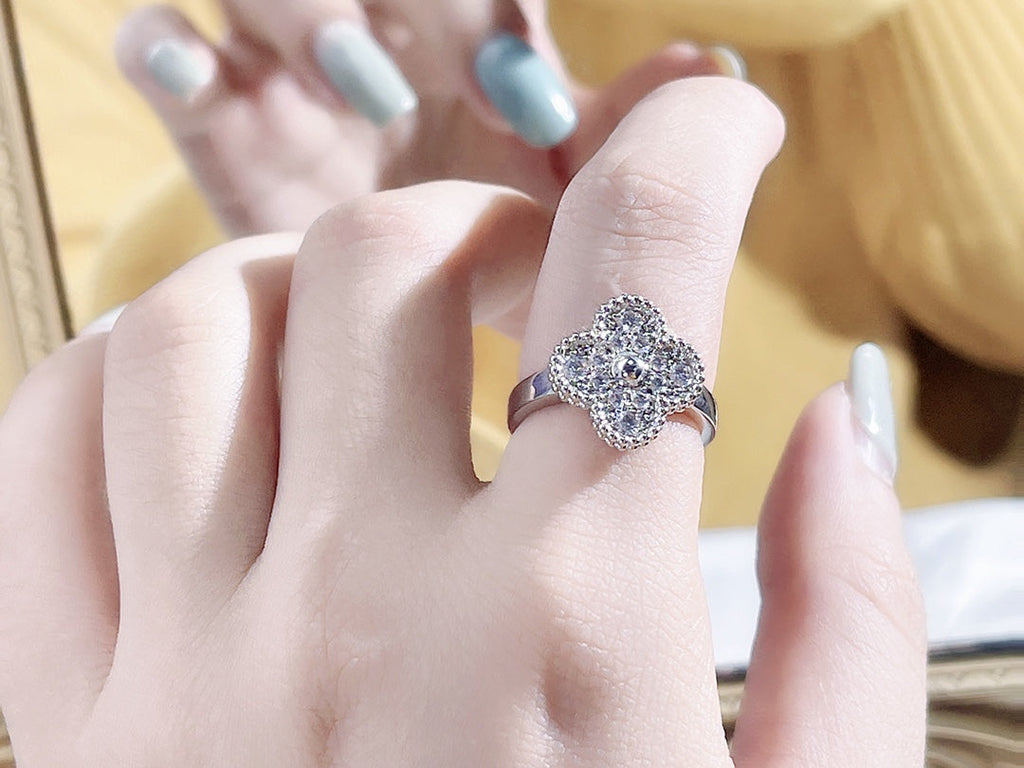 ¡®Imperial¡¯CLOVER DIAMOND RING