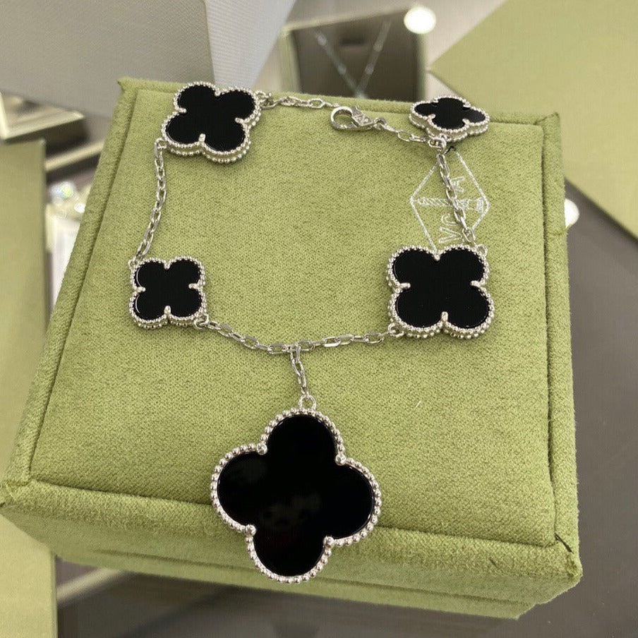 ¡®Imperial¡¯CLOVER 5 MOTIFS SIVLER ONYX BRACELET