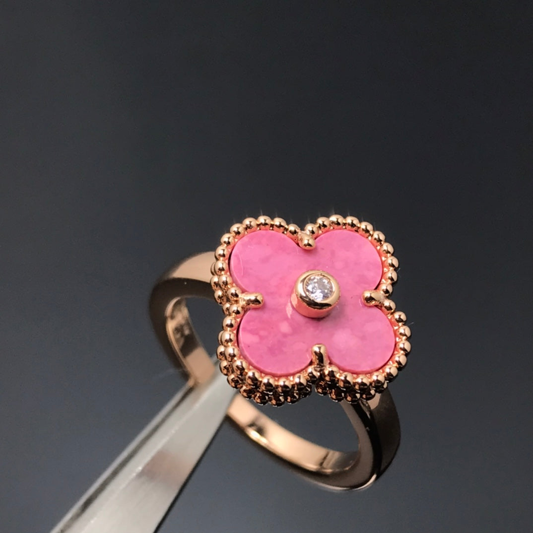 ¡®Imperial¡¯CLOVER RHODONITE ROSE GOLD RING