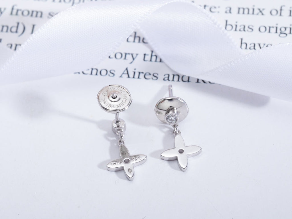 ¡®Imperial¡¯VIDYLLE SILVER DIAMOND MINI DROP EARRINGS