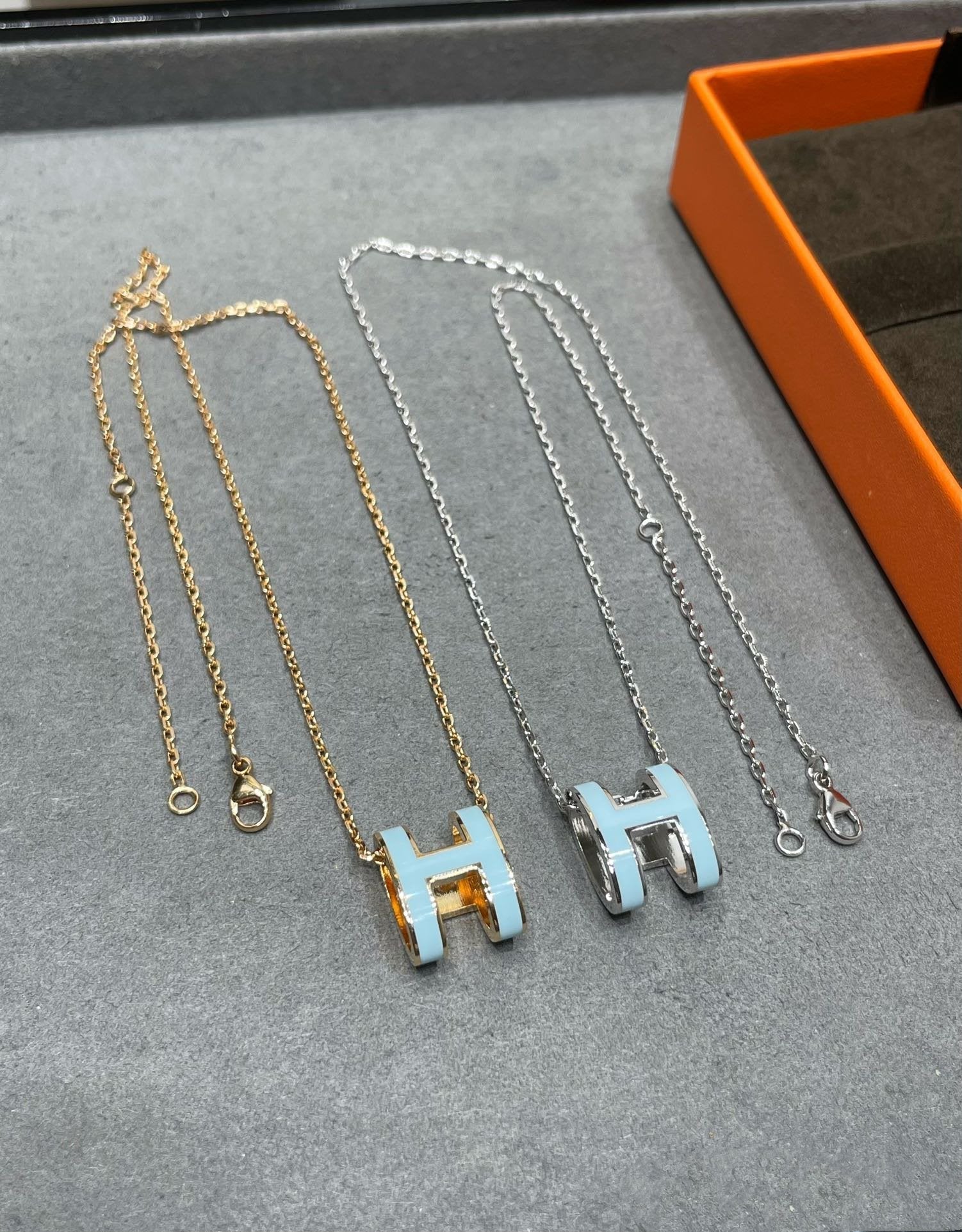 ¡®Imperial¡¯POP H SKY BLUE NECKLACE