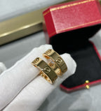 ¡®Imperial¡¯LOVE 5.5MM EARRINGS