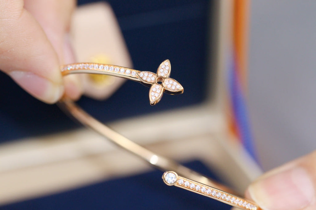 ¡®Imperial¡¯IDYLLE PINK GOLD OPEN BRACELET DIAMOND PAVED