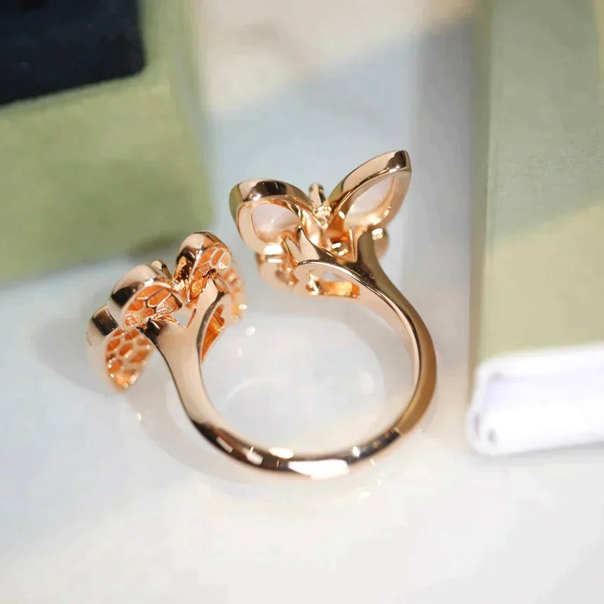 ¡®Imperial¡¯TWIN BUTTERFLY DIAMOND MOP RING