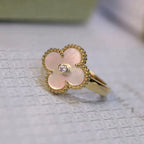 ¡®Imperial¡¯CLOVER PINK MOP RING GOLD DIAMOND
