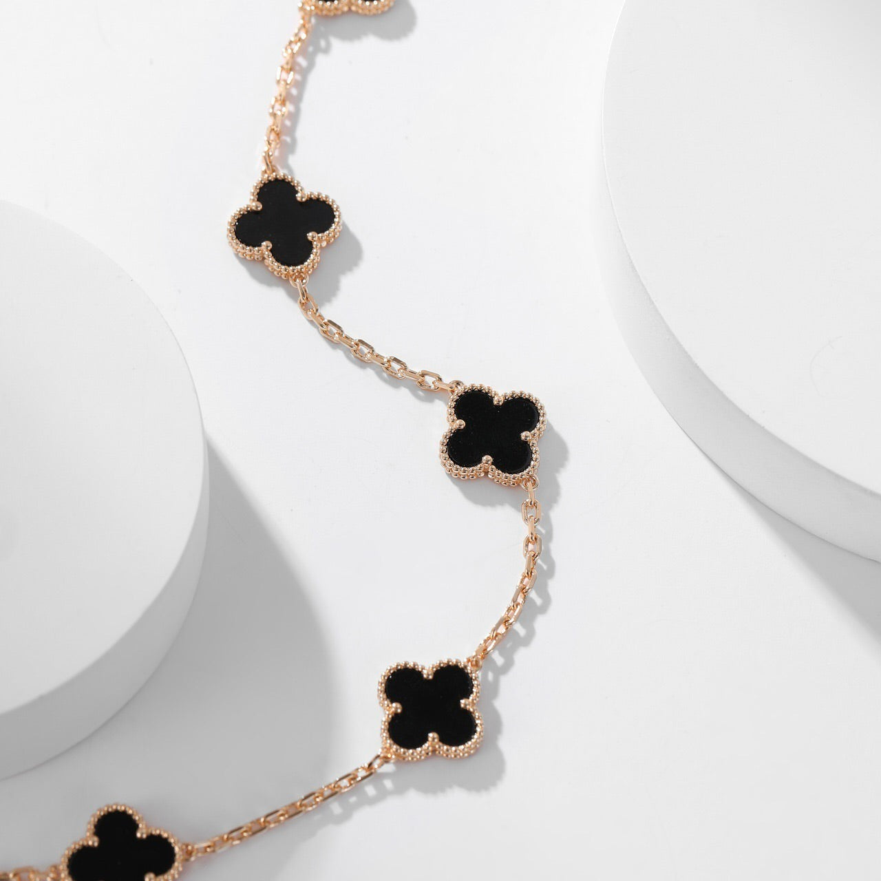 ¡®Imperial¡¯CLOVER 10 MOTIFS ONYX NECKLACE