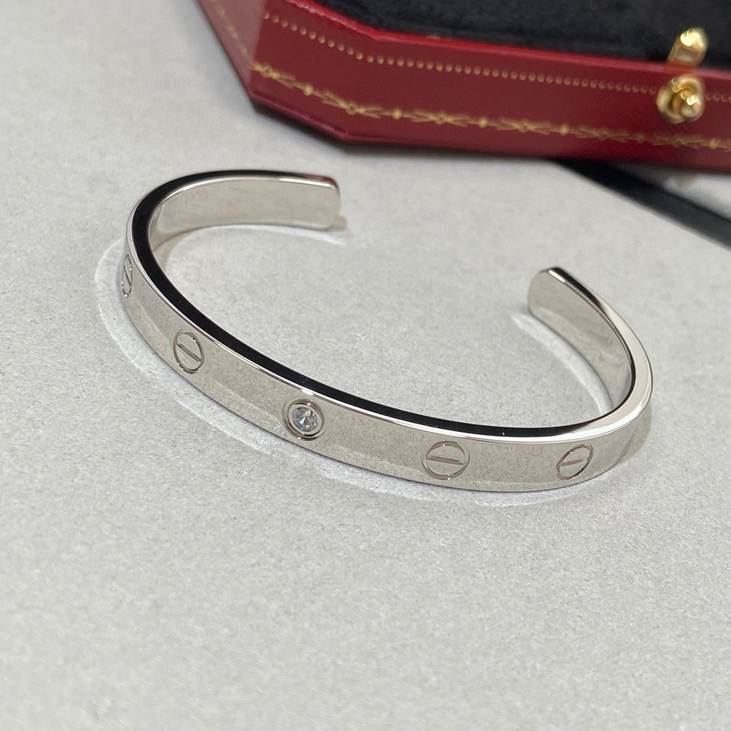 ¡®Imperial¡¯LOVE BRACELET 6.1MM 1 DIAMOND OPEN CUFF