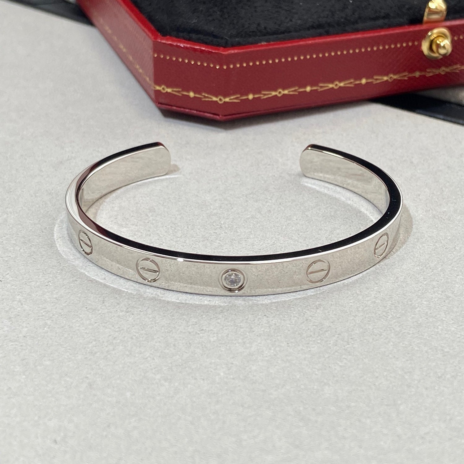 ¡®Imperial¡¯LOVE BRACELET 6.1MM 1 DIAMOND OPEN CUFF