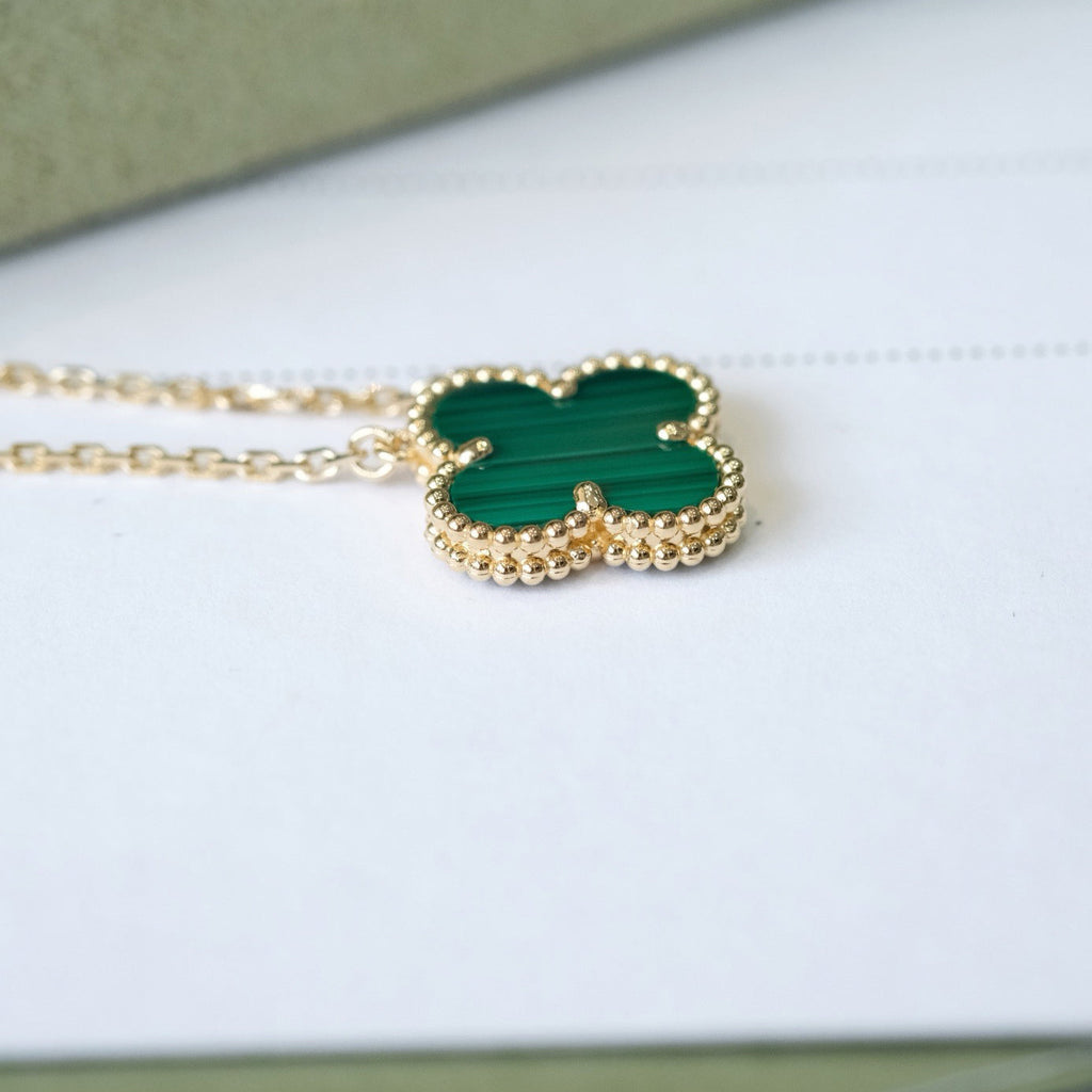 ¡®Imperial¡¯CLOVER 15MM MALACHITE SINGLE FLOWER  NECKLACE