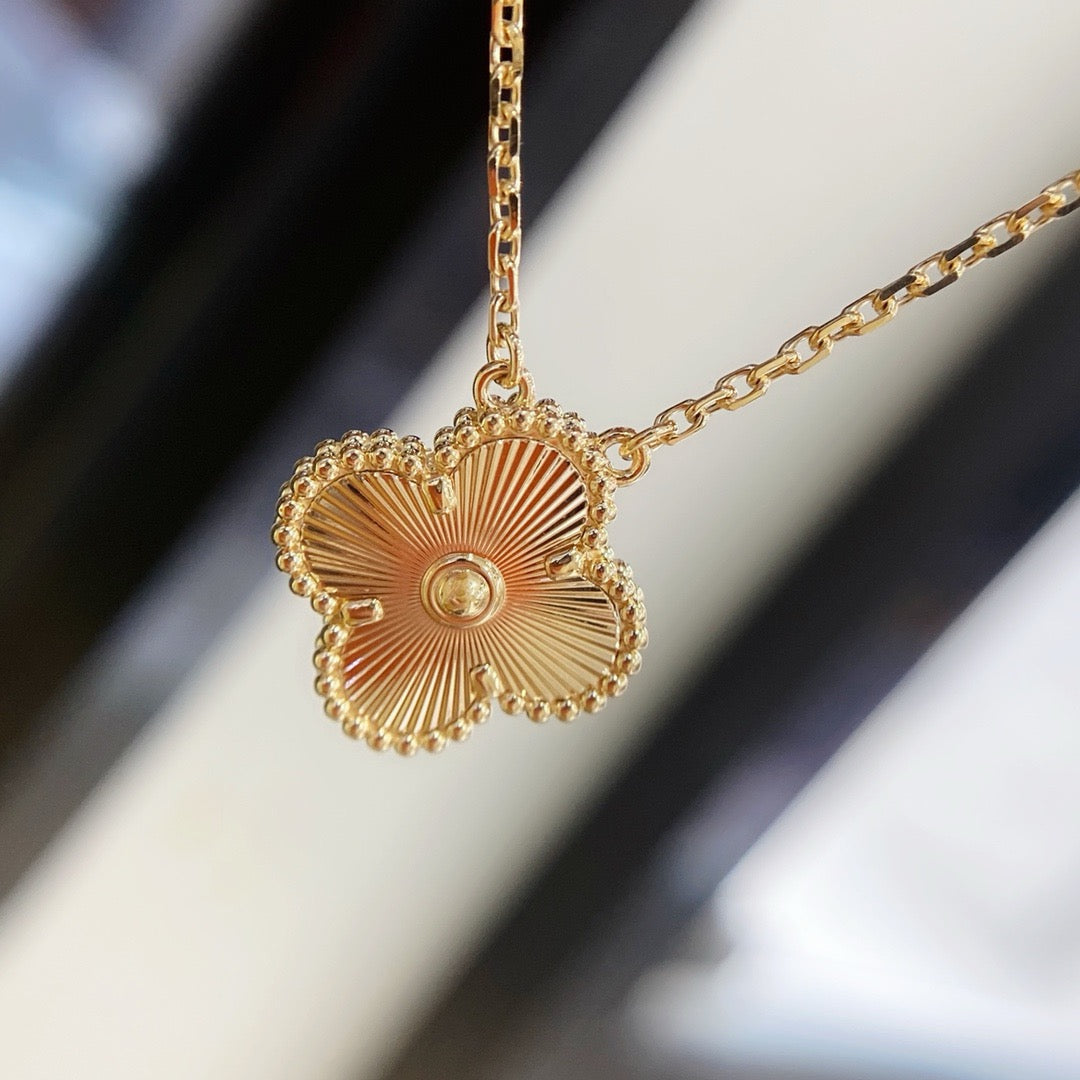 ¡®Imperial¡¯CLOVER 15MM LASER NECKLACE