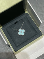 ¡®Imperial¡¯CLOVER 1 DIAMOND LIGHT BLUE SILVER NECKLACE