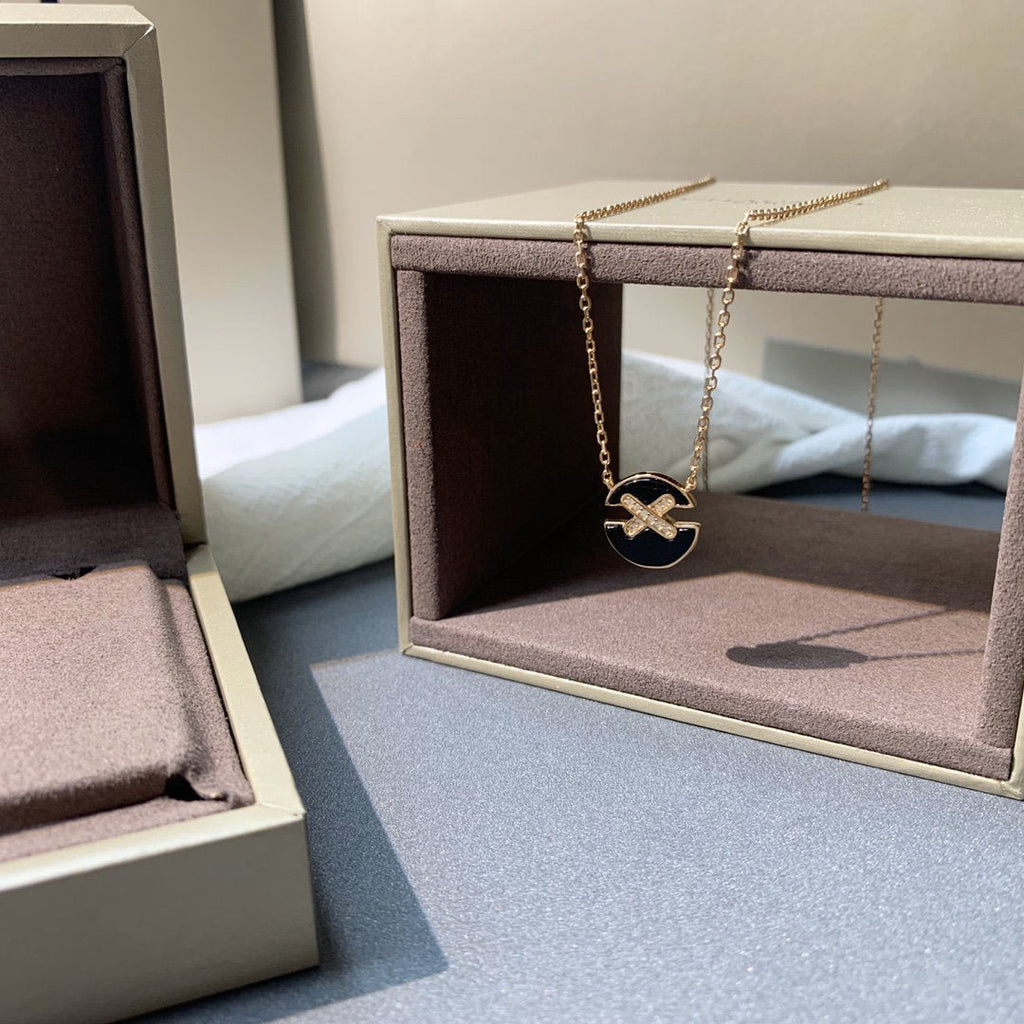 ¡®Imperial¡¯JEUX DE PINK GOLD DIAMOND NECKLACE