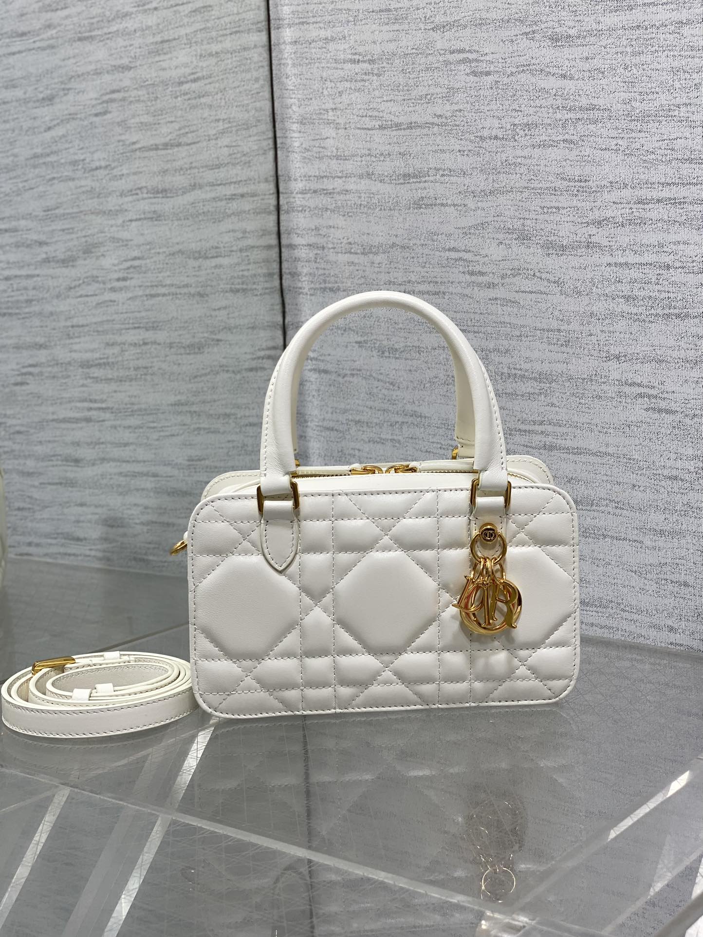 MINI GROOVE BAG 20 IN WHITE MACROCANNAGE LAMBSKIN 226485