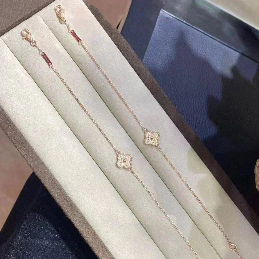 ¡®Imperial¡¯CLOVER SINGLE FLOWER BRACELET