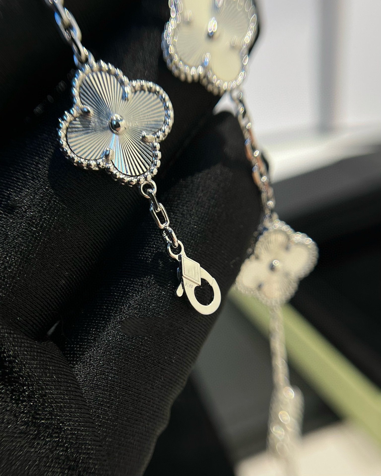 ¡®Imperial¡¯CLOVER SILVER 5 MOTIFS BRACELET
